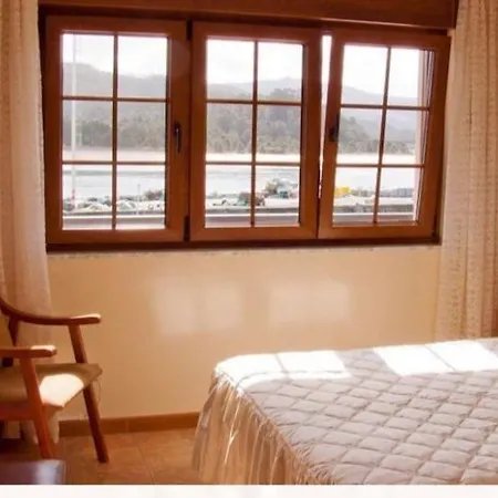 Hr La Marina Guest house Porto do Barqueiro